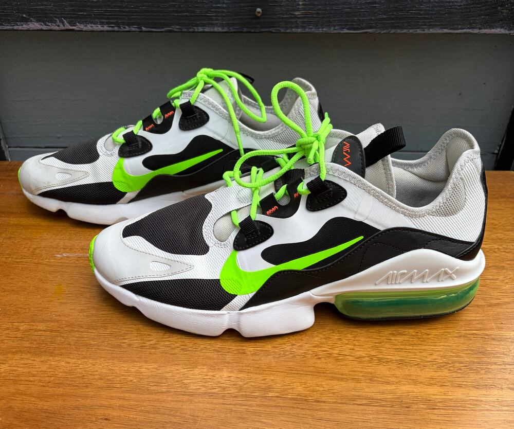 Nike Air Max Infinity 2 White Black Volt Green Sneakers Men's Size 10 CU9452-001